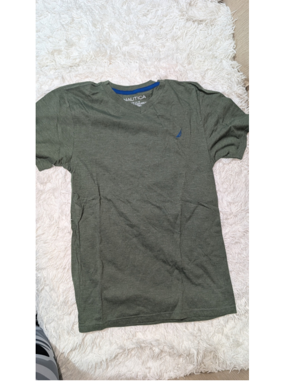 Boys Nautica V-Neck T-Shirt Size 14 Green Blue